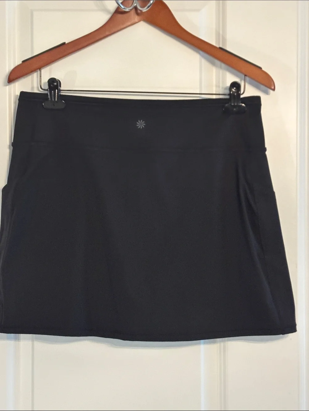 Athleta Black Golf Tennis pull on Skirt with built in shorts (Skort) - Medium - Picture 2 of 9